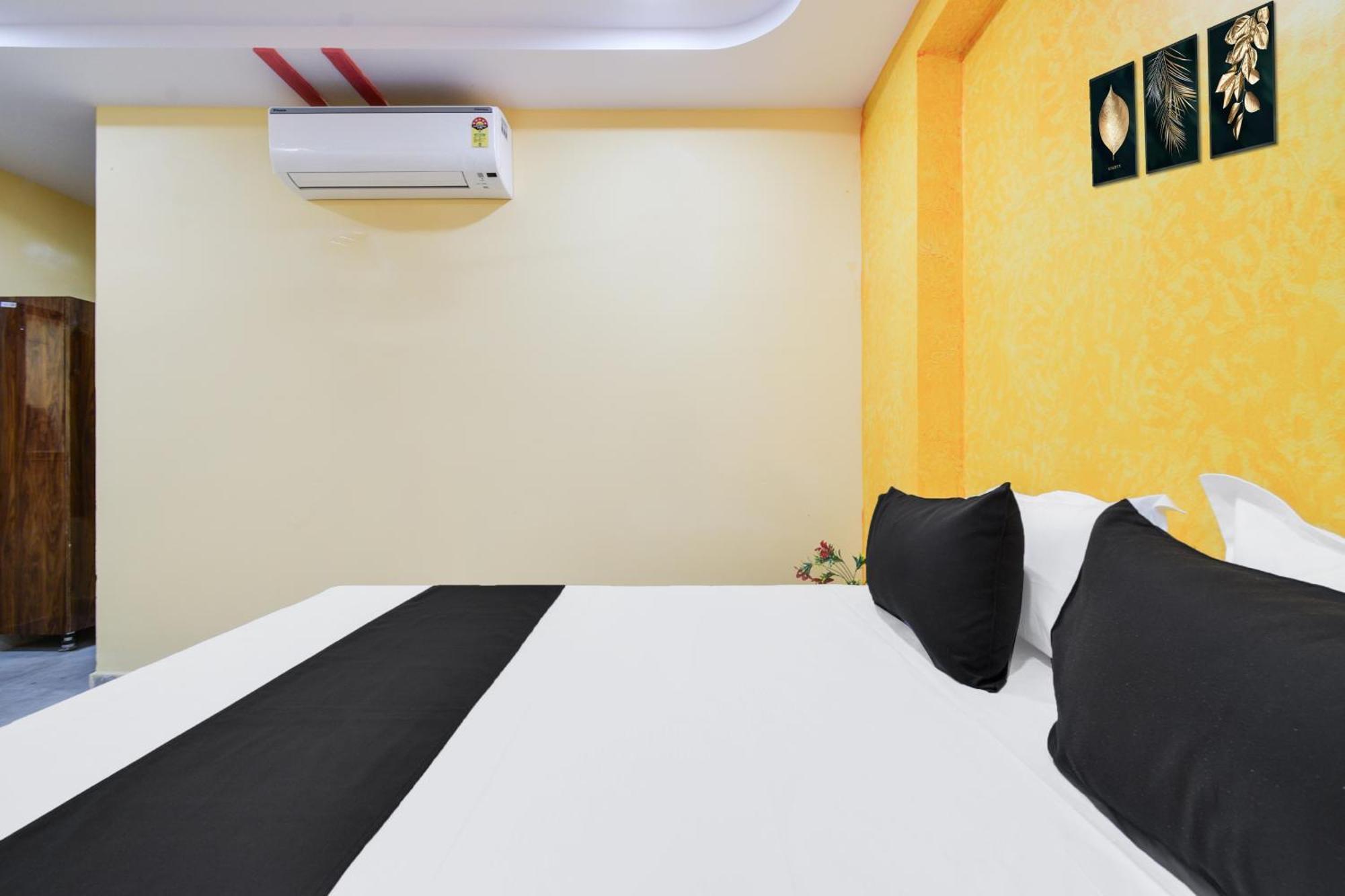 Hotel O Lucky Grand Hyderabad Ngoại thất bức ảnh