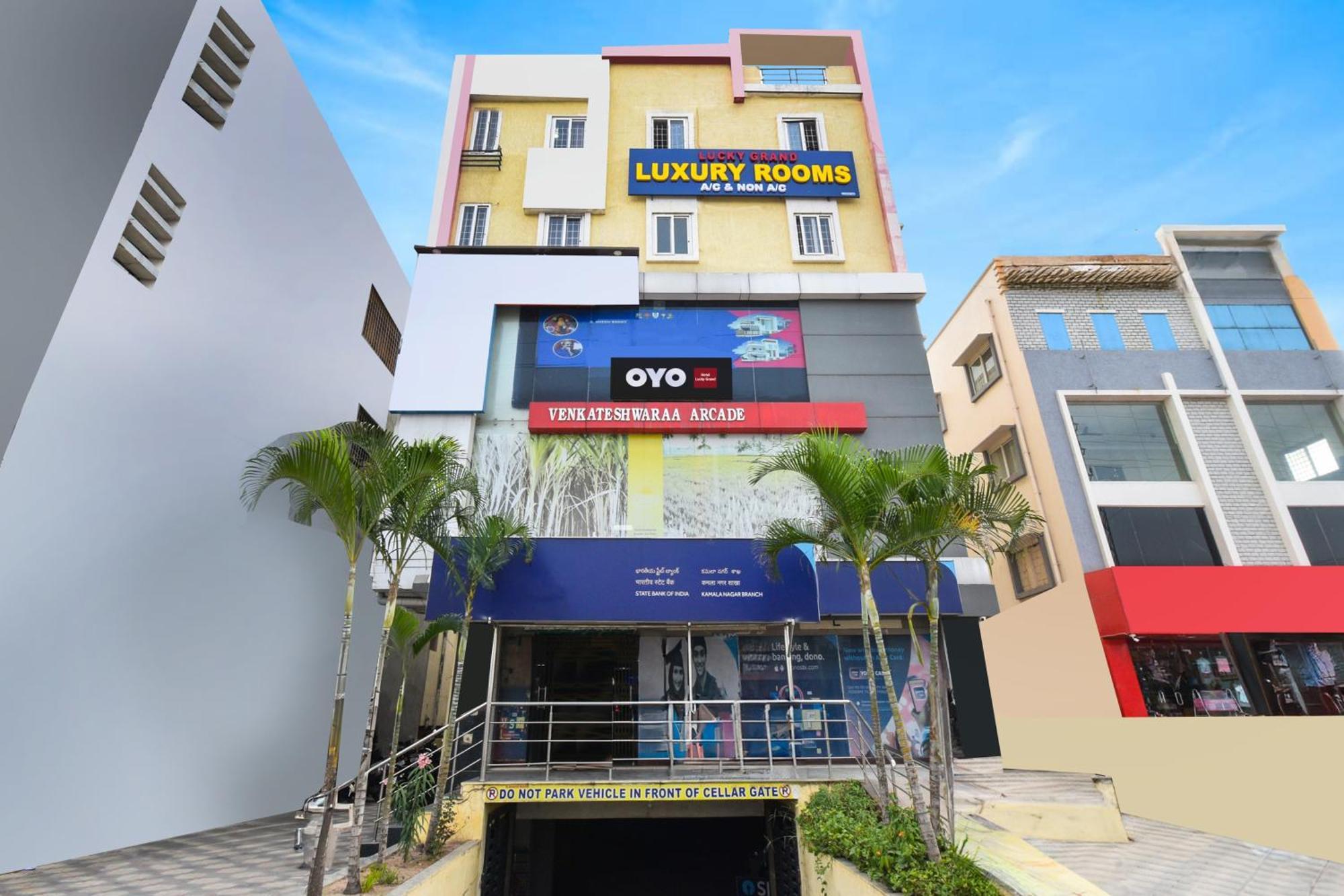 Hotel O Lucky Grand Hyderabad Ngoại thất bức ảnh